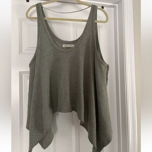 FREE PEOPLE* sing la la handkerchief hem tank top in Olive. SIZE small NWT
